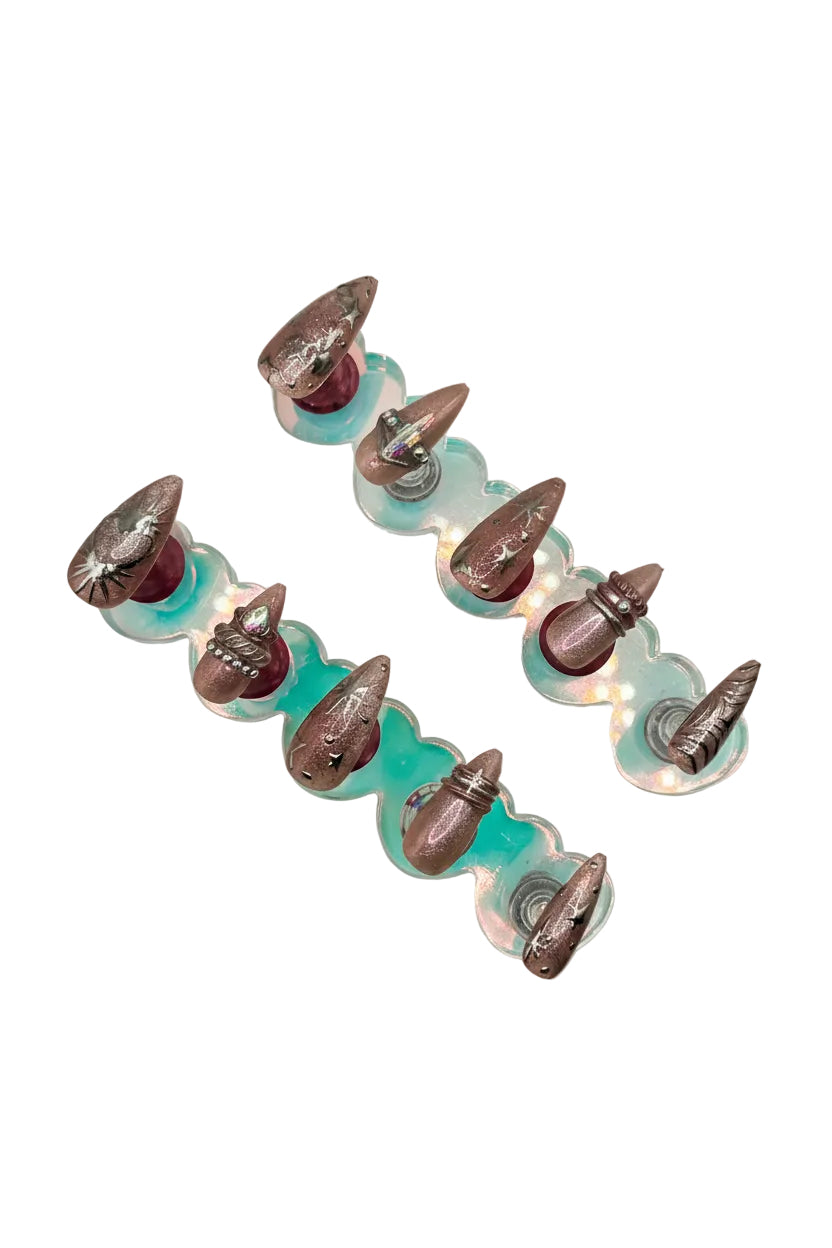Cosmic jewels