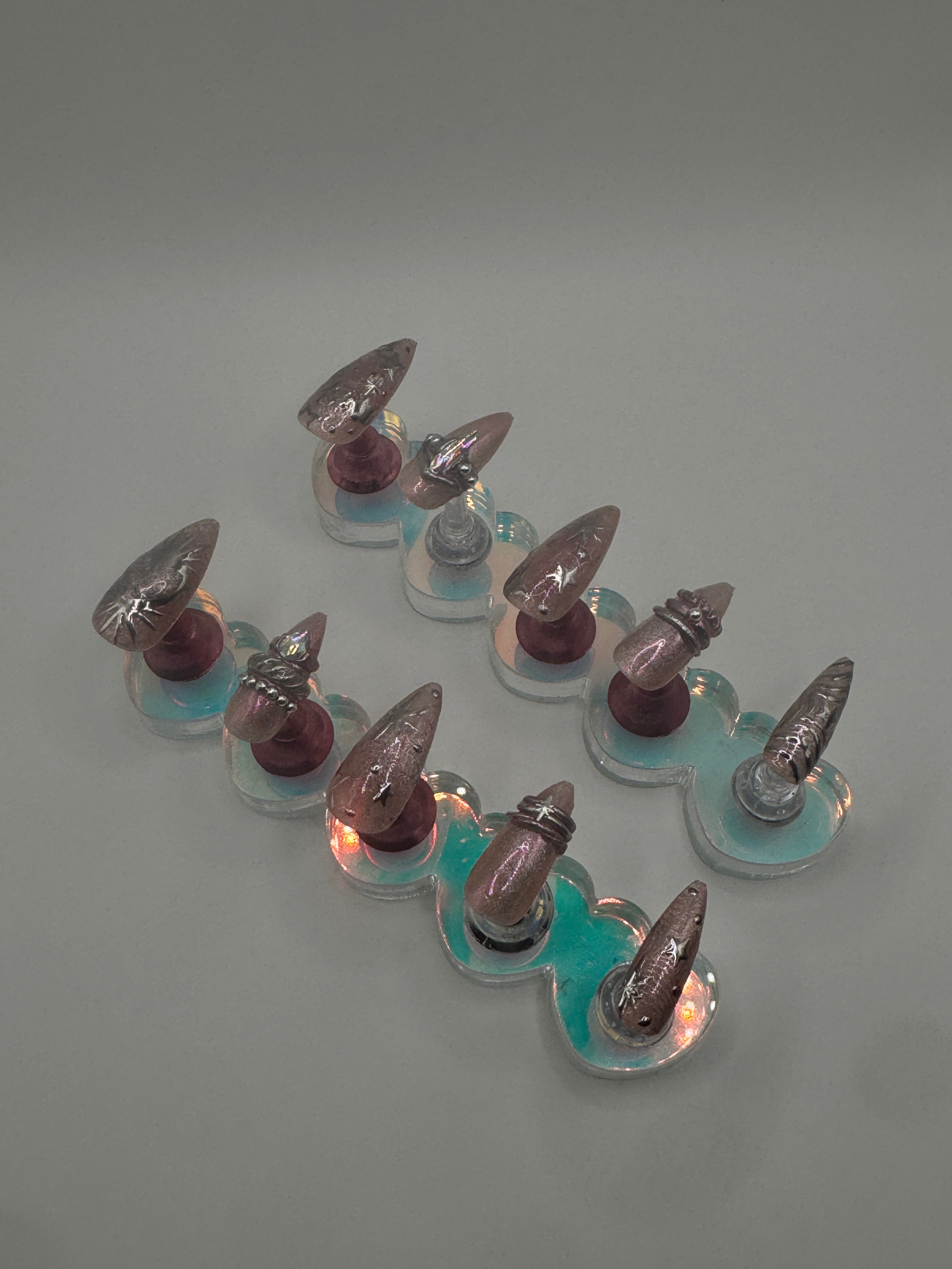Cosmic jewels